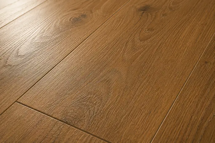 Wood-look SPC plank flooring